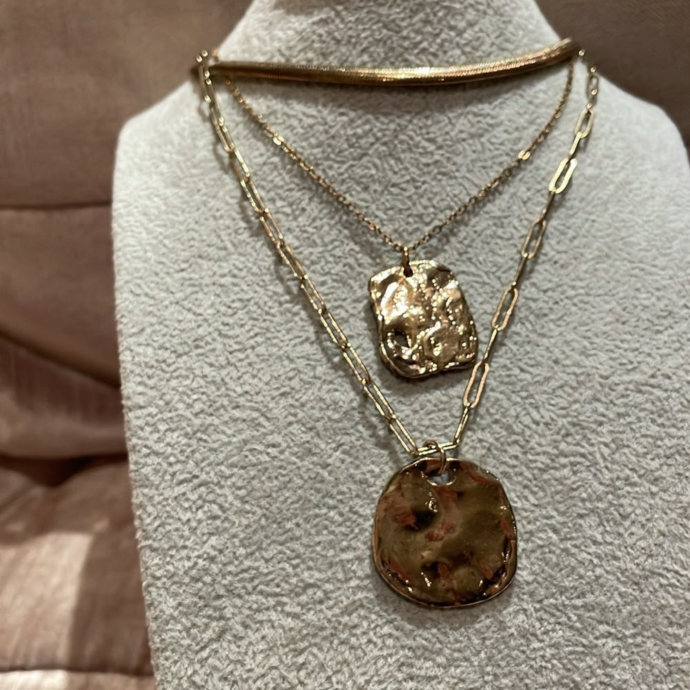 Elegant Gold Nugget Layered Necklace Set 3 layers